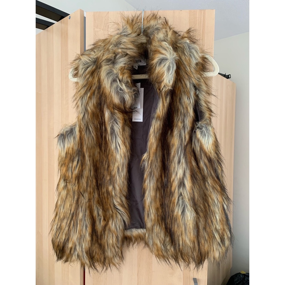 BB Dakota Faux Fur Vest